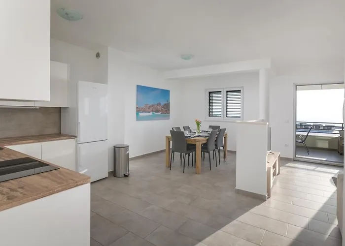 The View & Art Gallery Apartment, Free Parking *