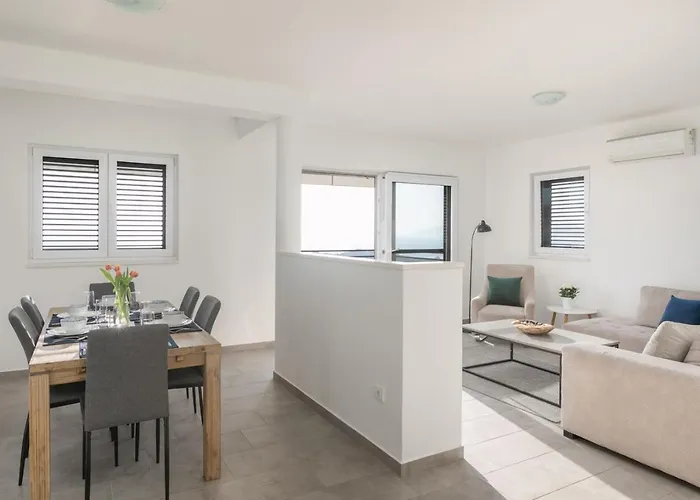 The View & Art Gallery Apartment, Free Parking Apartment *